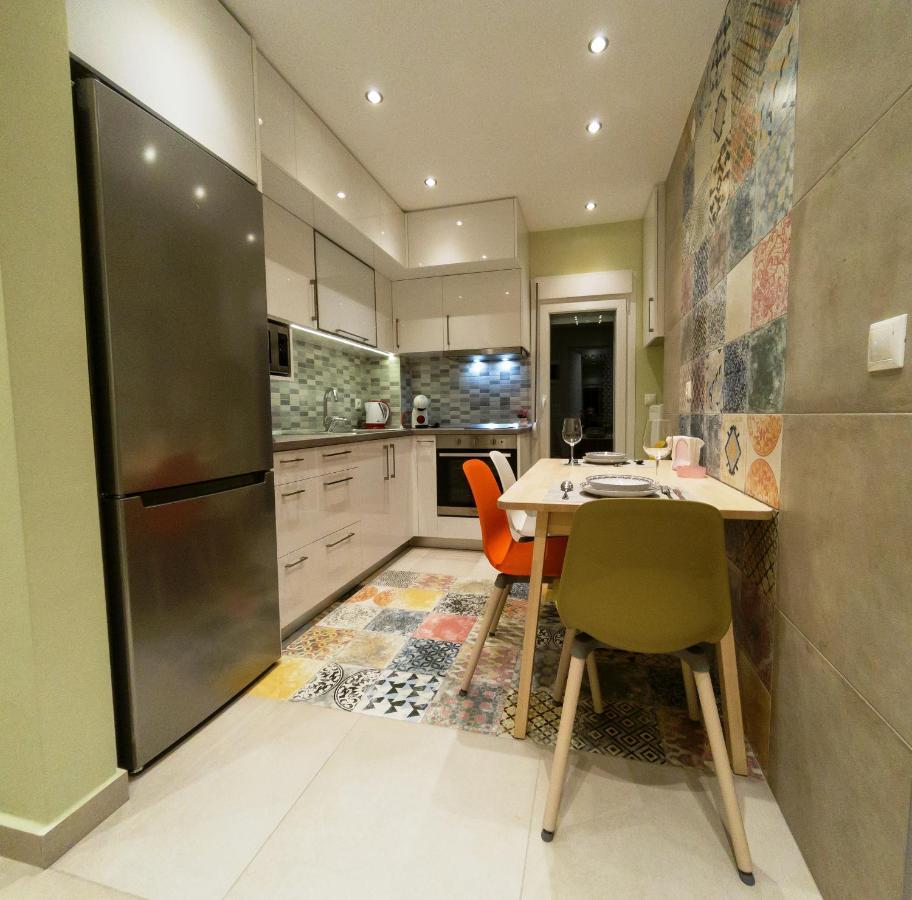 Apartment Aristotelis Cozy And Playful At Forum *