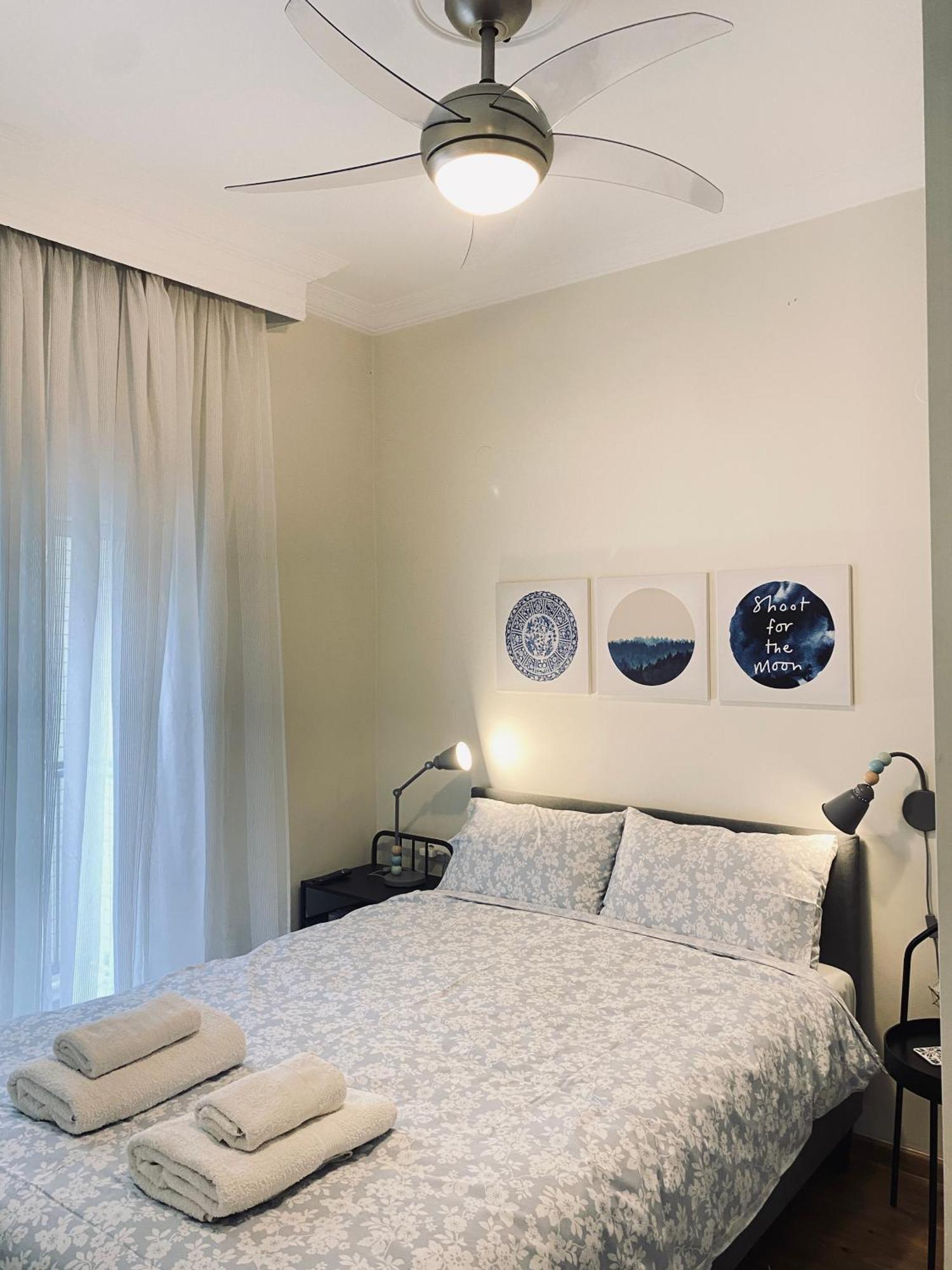 Aristotelis Cozy And Playful At Forum * Thessaloniki